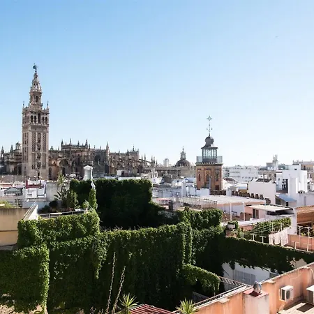 Pajaritos - Private Parking Included *